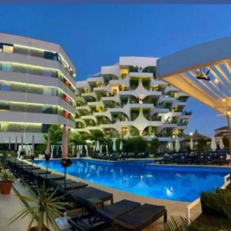 Donny Luxury Apartment Navodari Exterior photo