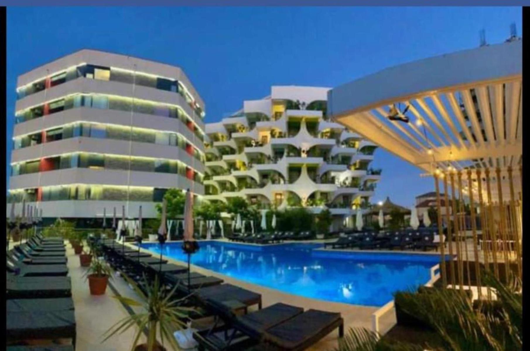 Donny Luxury Apartment Navodari Exterior photo