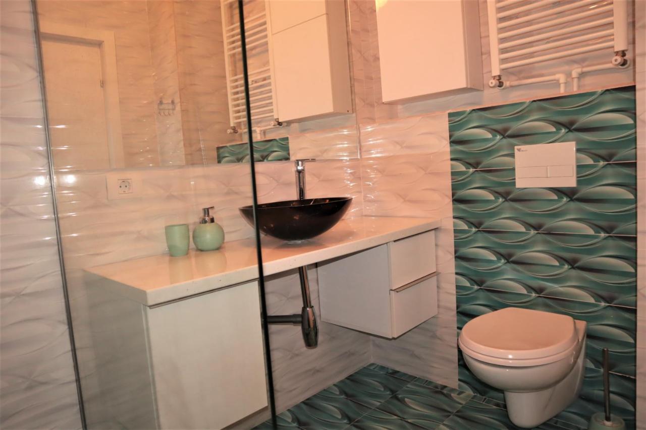 Donny Luxury Apartment Navodari Exterior photo